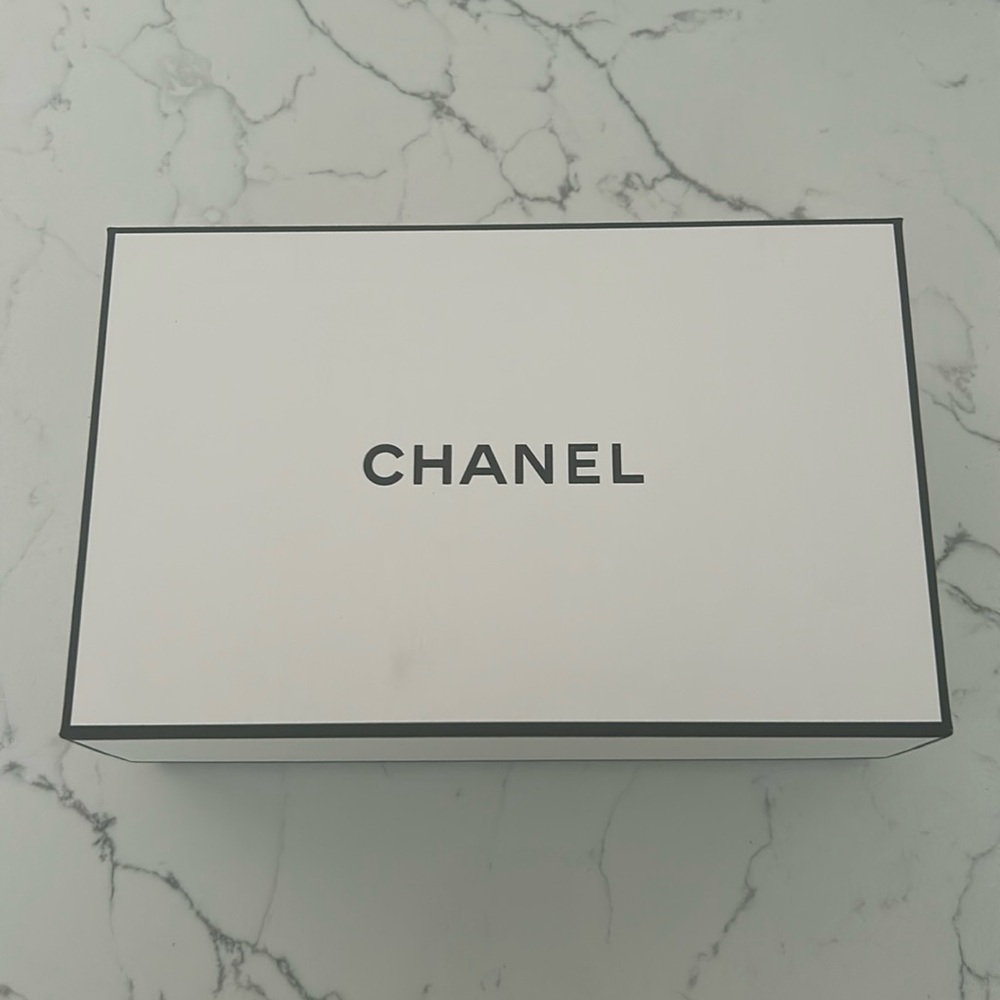 Chanel box new authentic